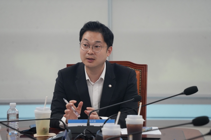 김동아 의원(더불어민주당, 서울 서대문갑), “중소기업 승계 돕는다”